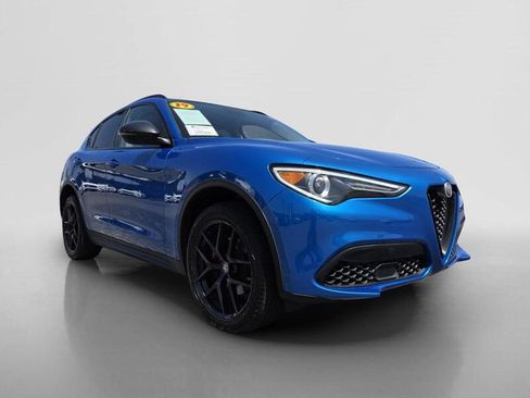 Used 2019 Alfa Romeo Stelvio AWD w/ Nero Edizione image 7