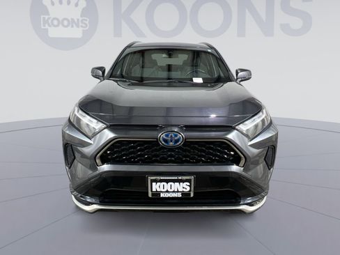 Used 2023 Toyota RAV4 SE w/ Weather & Moonroof Package image 11