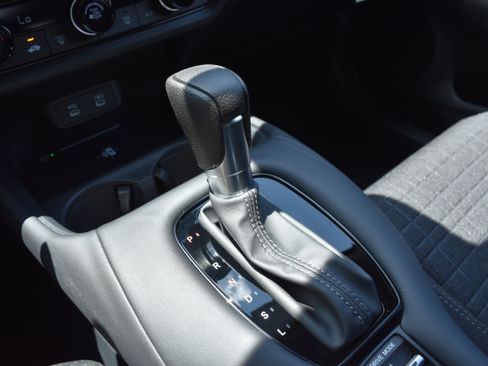 New 2026 Honda HR-V LX image 19
