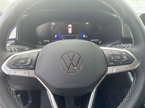 New 2026 Volkswagen Atlas SE FWD image 15
