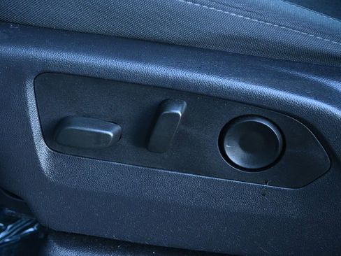 Used 2024 Chevrolet Silverado 1500 LT Trail Boss image 26