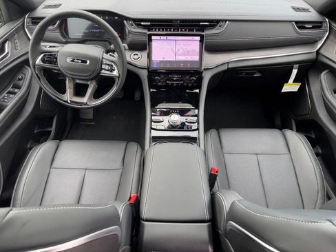 New 2025 Jeep Grand Cherokee L Overland w/ Advanced Protech Group III image 7