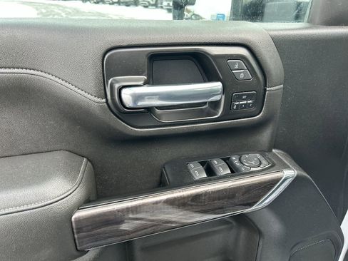 Used 2022 Chevrolet Silverado 3500 LTZ w/ LTZ Convenience Package image 21