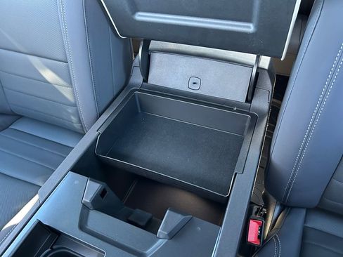 New 2026 GMC Hummer EV 4x4 Crew Cab w/ LPO, Dark Essentials Package image 36