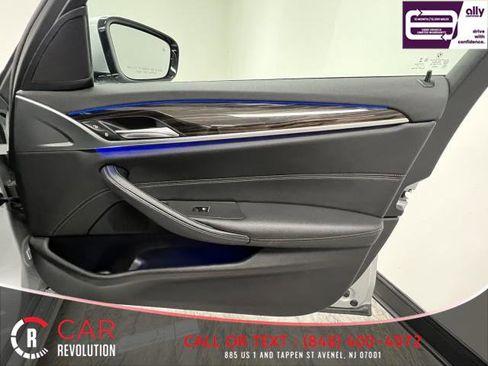 Used 2019 BMW 530i xDrive w/ Convenience Package AWD/4WD image 39
