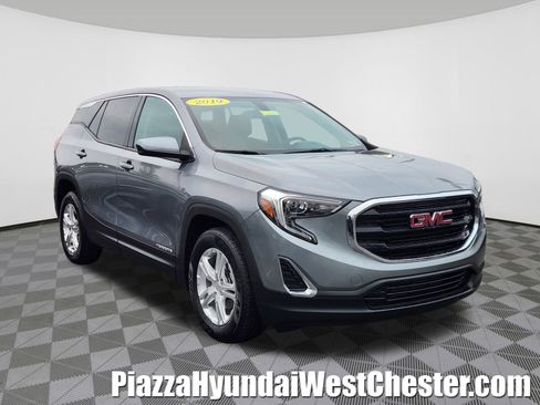 Used 2019 GMC Terrain SLE image 1
