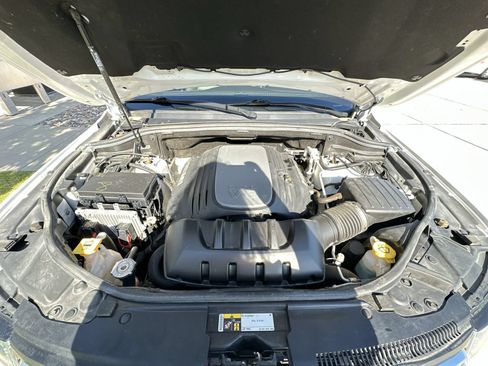 Used 2019 Jeep Grand Cherokee Summit AWD/4WD image 29