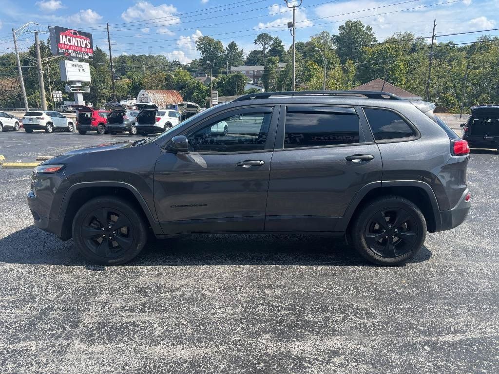 Used 2016 Jeep Cherokee High Altitude FWD image 5