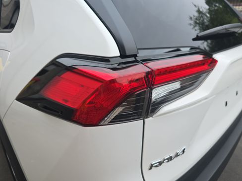 Used 2024 Toyota RAV4 LE FWD image 32