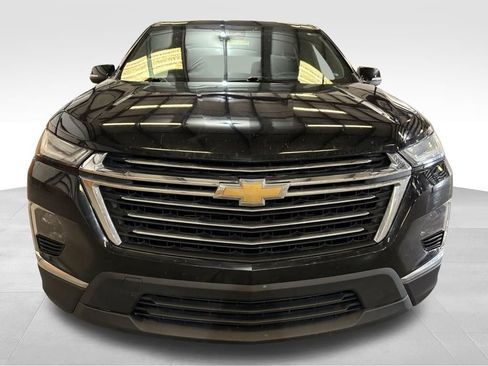 Used 2022 Chevrolet Traverse LT image 8