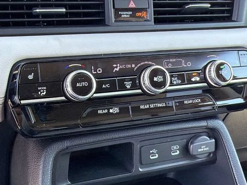 New 2026 Honda Pilot Touring image 14