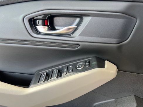 Used 2024 Honda Accord EX image 29