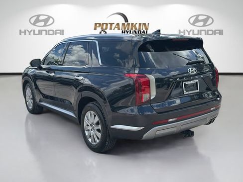 Used 2023 Hyundai Palisade SEL FWD image 7