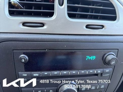 Used 2007 Chevrolet Monte Carlo LT FWD image 17