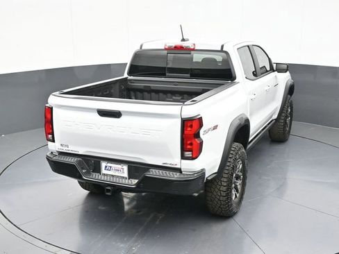 New 2026 Chevrolet Colorado ZR2 w/ Technology Package AWD/4WD image 60