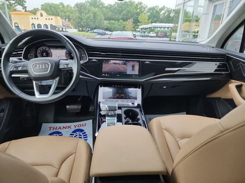 Used 2023 Audi Q7 2.0T Premium Plus w/ Premium Plus Package AWD/4WD image 6