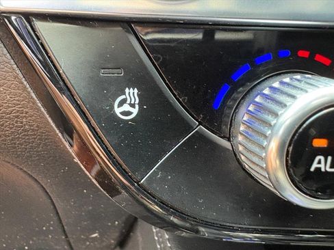 Used 2024 Kia Telluride SX X-Line AWD/4WD image 16