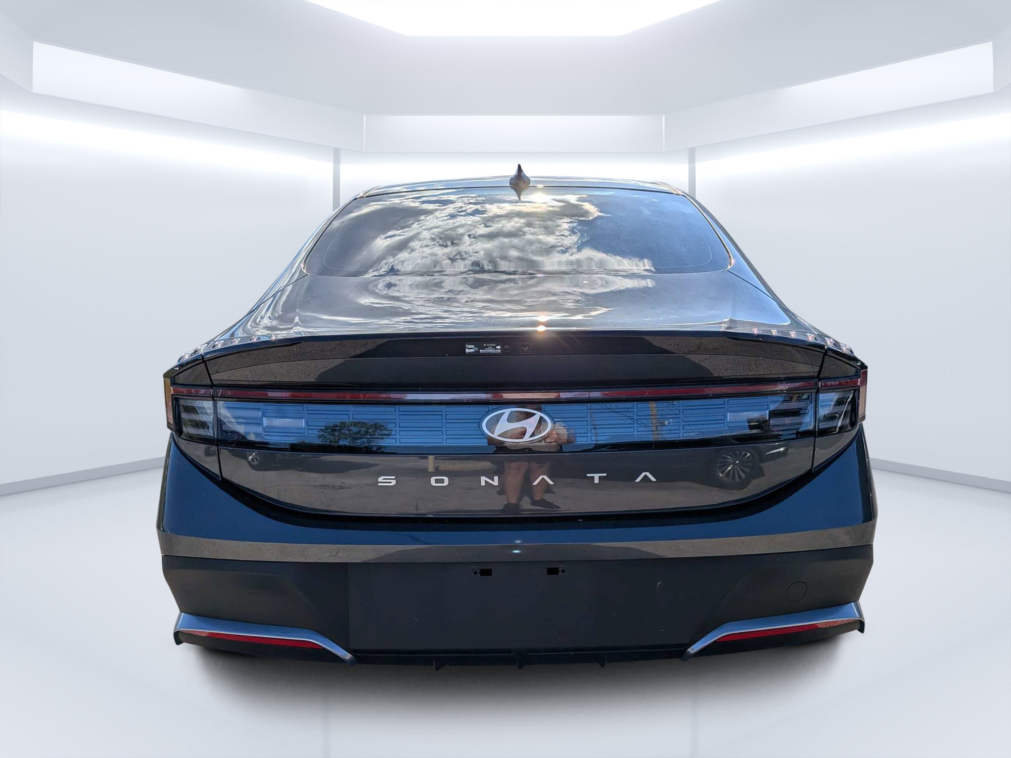 Certified 2026 Hyundai Sonata SE FWD image 4