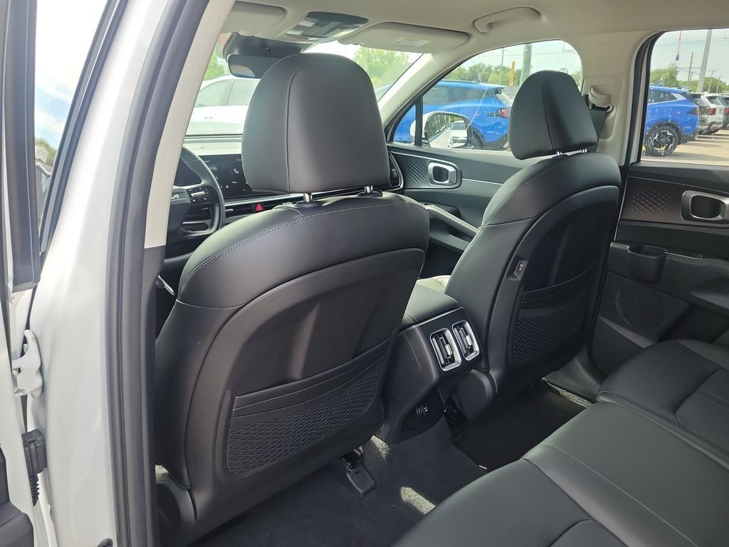 New 2026 Kia Sorento S AWD/4WD image 16