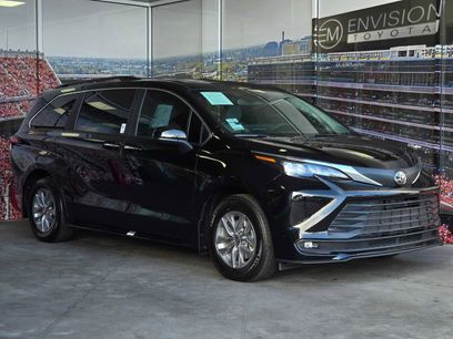 Certified 2026 Toyota Sienna XLE