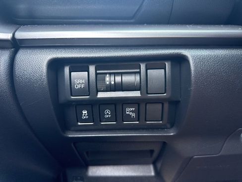Used 2023 Subaru Crosstrek 2.5i Limited image 16