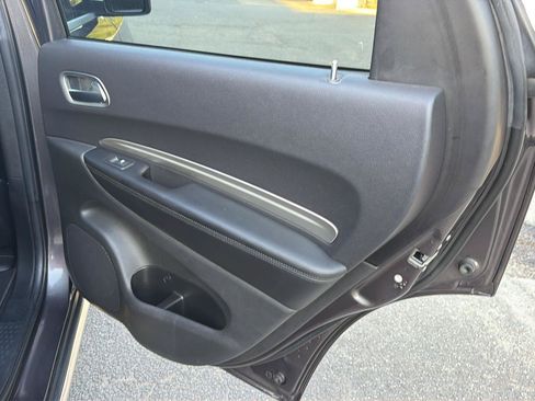 Used 2020 Dodge Durango SXT RWD image 16