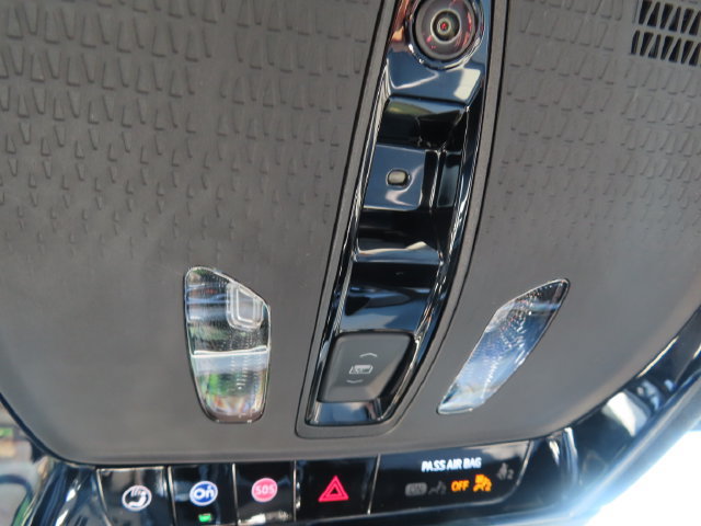 Certified 2026 Cadillac Lyriq Premium Luxury w/ LPO, Floor Liner Package AWD/4WD image 35