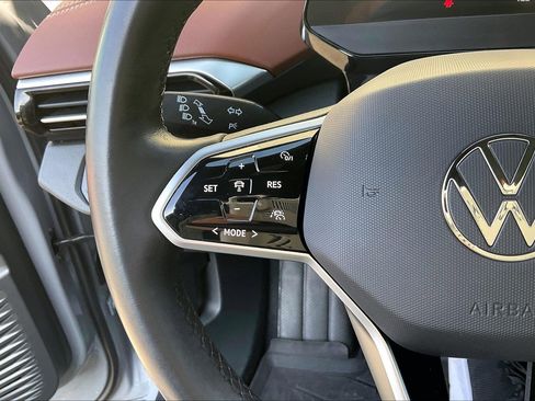 Certified 2022 Volkswagen ID.4 Pro S image 17