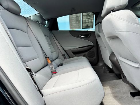 Used 2023 Chevrolet Malibu LS FWD image 14