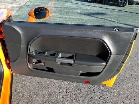 Used 2014 Dodge Challenger R/T RWD image 24