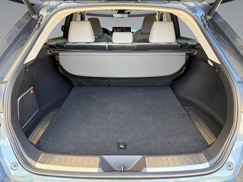 Used 2021 Toyota Venza Limited w/ Advanced Technology Package AWD/4WD image 13