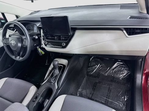 Certified 2025 Toyota Corolla LE FWD image 28
