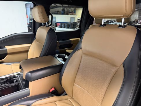 Used 2025 Ford F250 Lariat AWD/4WD image 22