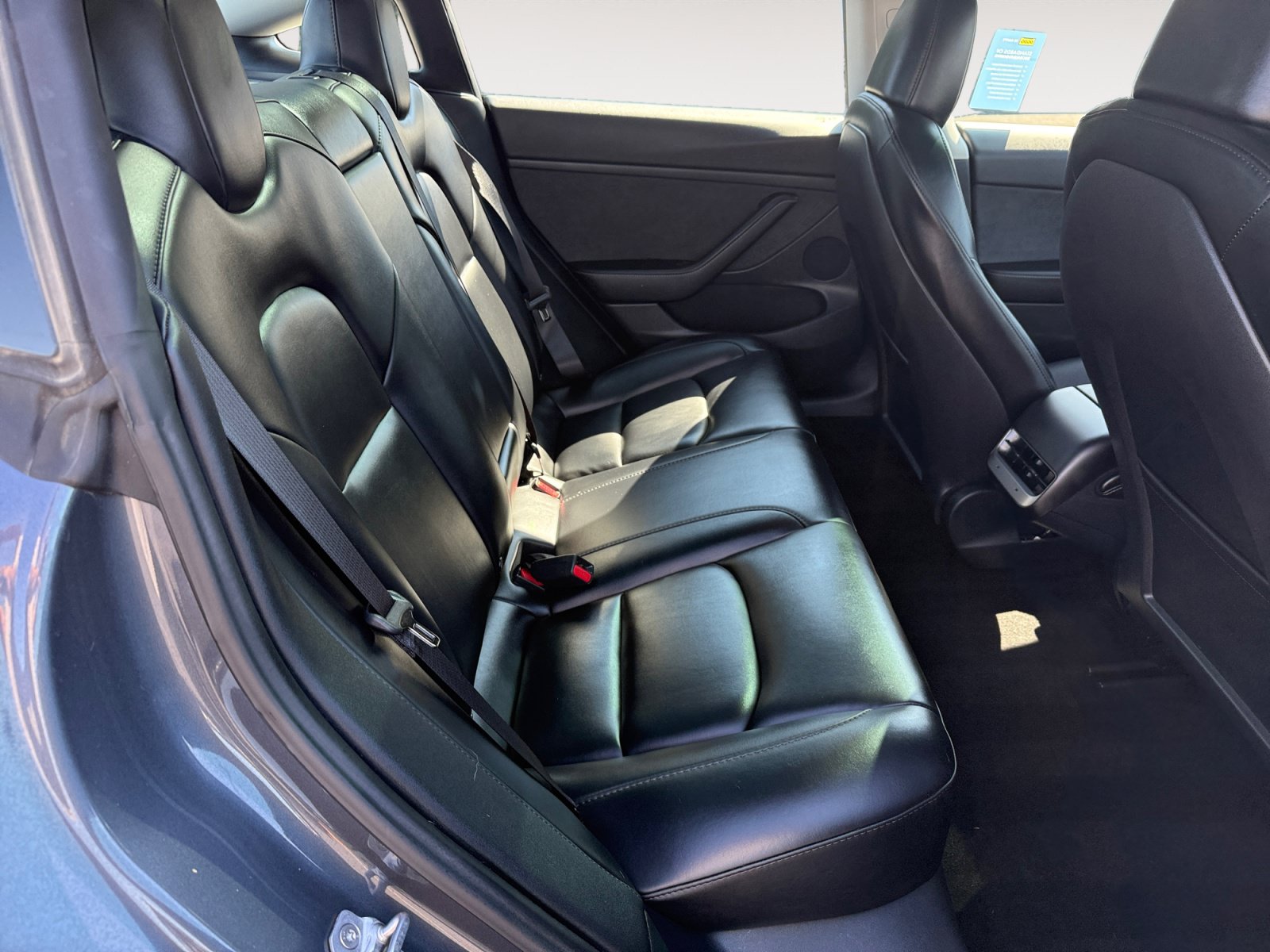 Used 2023 Tesla Model 3 Standard Range RWD image 18