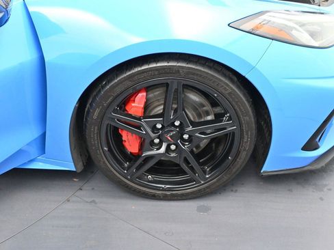 Used 2021 Chevrolet Corvette Stingray Premium Conv w/ Z51 Performance Package image 40