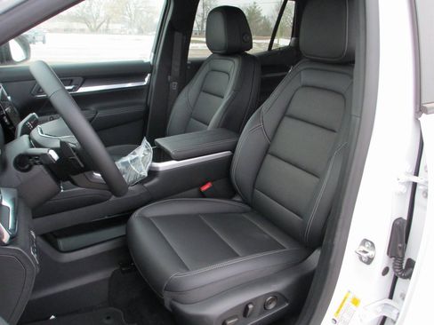 New 2026 GMC Terrain Elevation image 10