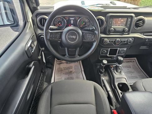 Used 2021 Jeep Wrangler Unlimited Sport AWD/4WD image 3