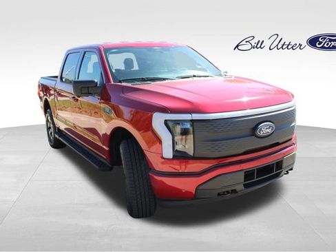 New 2025 Ford F150 Lightning Flash image 2