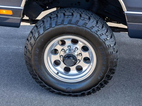 Used 1989 Dodge D/W Truck 350 image 26