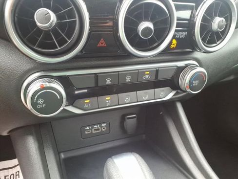 Used 2022 Nissan Sentra SV image 13
