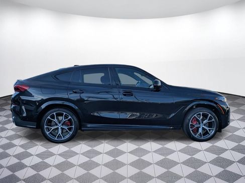 Used 2024 BMW X6 xDrive40i w/ Premium Package AWD/4WD image 6