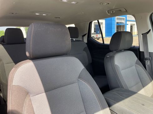Used 2020 Chevrolet Traverse LS FWD image 28