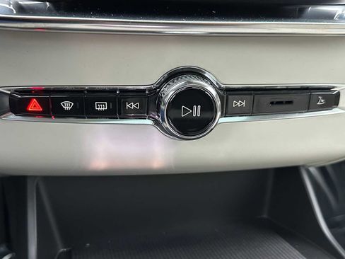 New 2026 Volvo XC90 B6 Ultra image 32