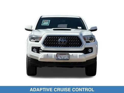 Used 2019 Toyota Tacoma TRD Sport w/ Technology Package AWD/4WD image 10