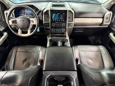 Used 2017 Ford F250 Lariat w/ Lariat Value Package AWD/4WD image 23