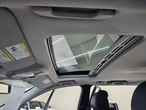 Used 2011 Mercedes-Benz GL 450 4MATIC image 39