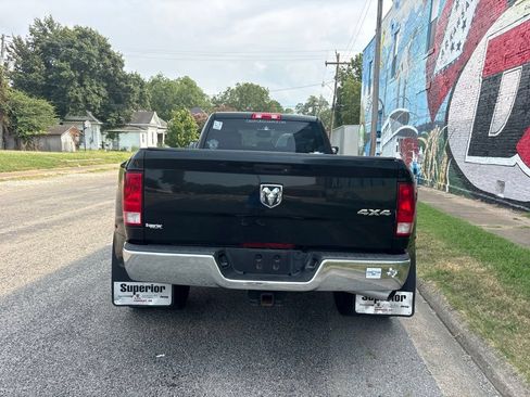 Used 2015 RAM 3500 Tradesman w/ Chrome Appearance Group AWD/4WD image 6