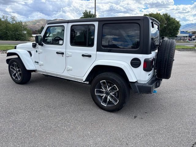 Used 2024 Jeep Wrangler Unlimited AWD/4WD image 4