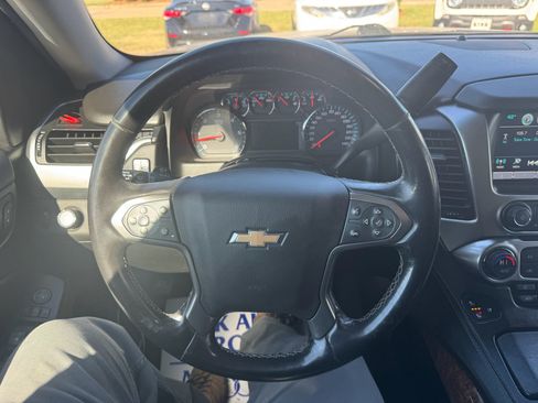 Used 2019 Chevrolet Tahoe Premier image 18
