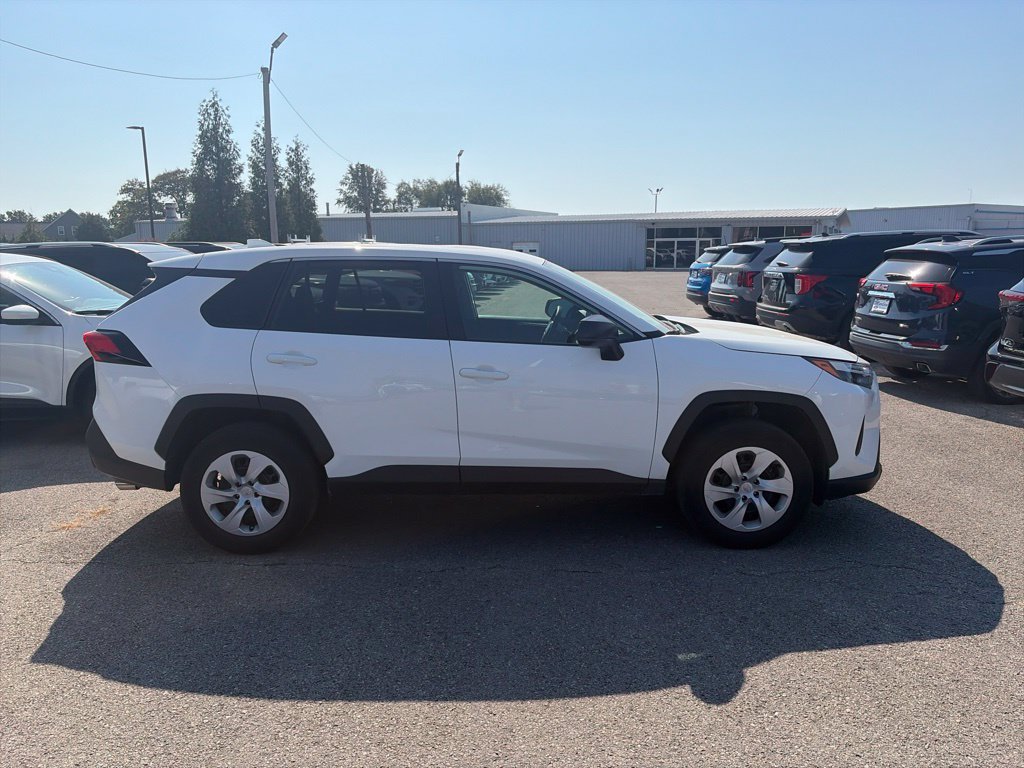 Used 2025 Toyota RAV4 LE FWD image 7